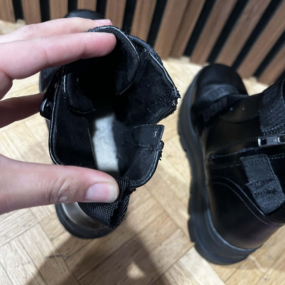 UGG Women's Black Platform Boots - Picture 6 of 8